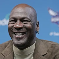Những bất động sản triệu USD xa hoa của ngôi sao bóng rổ Michael Jordan