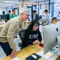 Những điều ít biết về vị CEO của Apple.