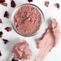 Mặt nạ từ bột hoa hồng