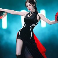 Một chị đẹp Trung Quốc bất ngờ trình diễn bản hit của Tăng Duy Tân