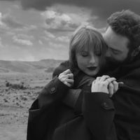 Taylor Swift hóa kẻ điên si tình, muốn xóa hết tổn thương trong MV "Fortnight"