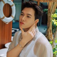 Anh trai say hi