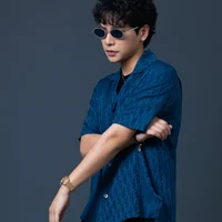 Anh trai say hi
