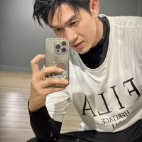 Anh trai say hi