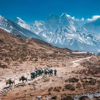 Ngắm đỉnh Everest ở đâu