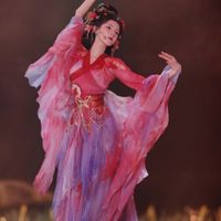 Đạp gió 2024: Bị ném đá thậm tệ, người đẹp vội học 20 tiết luyện thanh