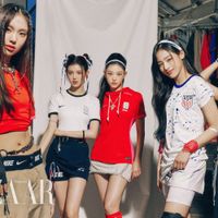 Jennie, NewJeans lăng-xê xu hướng thời trang Blokette