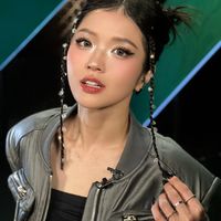 Suni Hạ Linh "lột xác" ở Công 1 Đạp gió