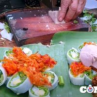 Bánh ướt cuốn tôm chua Huế