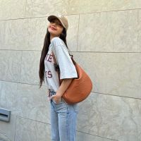 Lisa hẹn hò