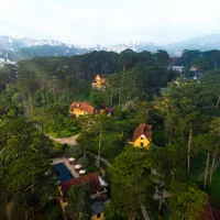 Ngôi làng kính tại Đà Lạt