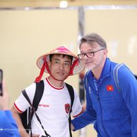 HLV Troussier chính thức nói lời chia tay bóng đá Việt Nam