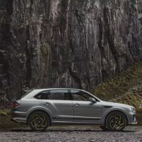Bentayga S Umbra duy nhất tại Việt Nam, giá từ 14,6 tỷ đồng