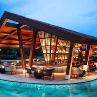 NOX Beach Club - ốc đảo dành cho những bữa tiệc đêm hoành tráng
