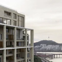 Phú bà mua đứt căn penthouse 13 tỷ bằng tiền mặt