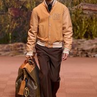 Áo khoác Louis Vuitton 
