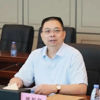 2 tỷ phú, người đi tàu điện ngầm, người ăn bát bún 26 ngàn đồng: Người càng giàu càng không lãng phí, tại sao?