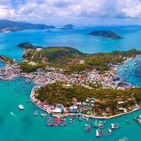 Phát hiện hòn đảo hoang sơ ít người biết biệt lập giữa biển Nha Trang, cách đất liền chỉ 15 phút đi ca nô