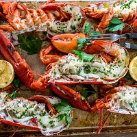 Tổng hợp những cách tiêu tiền cực dị của người siêu giàu mà “dân thường” không tưởng tượng nổi: Giới thượng lưu quả thật nó lạ lắm!