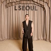 L SEOUL show diễn đầu tay