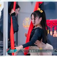 Đạp Gió 2024: Suni Hạ Linh "phá kén" ma mị, quyến rũ trong "Mưa Nhỏ"
