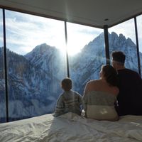 Khách sạn Dolomitenhütte