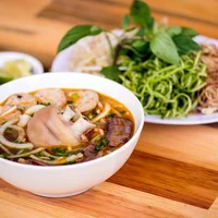 Món ăn Việt Nam