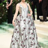 10 ngôi sao hóa thân thành "vườn hoa" đẹp nhất Met Gala 2024