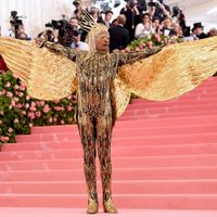 Lý do Rihanna, Taylor Swift và các sao này vắng mặt Met Gala 2024
