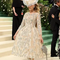 Những bộ cánh thời trang kỳ dị nhất thảm đỏ Met Gala 2024
