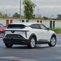 VinFast VF7