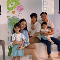 Gia đình Cường Đô La lại khoe ảnh, nhưng tâm điểm lại là Subeo