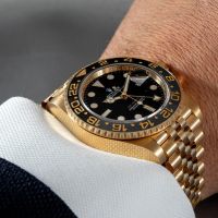 Đồng hồ Rolex