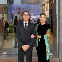 Vợ chồng Tăng Thanh Hà hẹn hò ở nhà hàng tại Italy