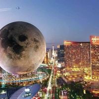 Khu nghỉ dưỡng Moon World
