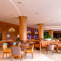Khách sạn tiêu chuẩn quốc tế 