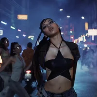 MV mới của Lisa