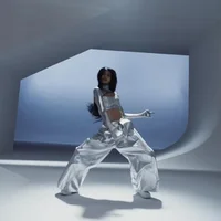 MV mới của Lisa
