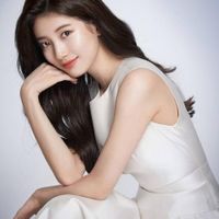 Tình đầu quốc dân Bae Suzy