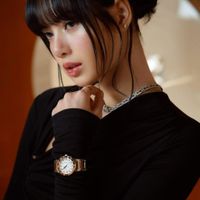 Lisa BLACKPINK hẹn hò