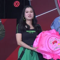 Bạn trai hoa hậu Khánh Vân