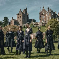BST Dior Cruise 2025: Hành trình khám phá vương quốc Scotland cổ kính huyền bí