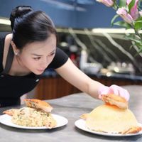 Diễn viên Phương Oanh