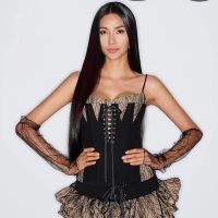Hoàng Thùy và Dược sĩ Tiến