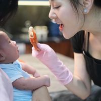 Cặp sinh đôi nhà Shark Bình