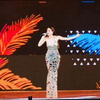 Hồ Ngọc Hà ra mắt ấn phẩm