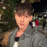 Isaac giảm 5kg, chơi với lửa trong livestage 2 của Anh Trai Say Hi