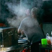 Quán bánh cuốn Hồng Kông
