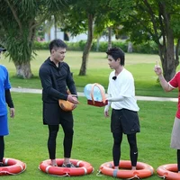 "2 ngày 1 đêm": Hieuthuhai đối đầu Dương Lâm