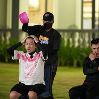 "2 ngày 1 đêm": Hieuthuhai đối đầu Dương Lâm
